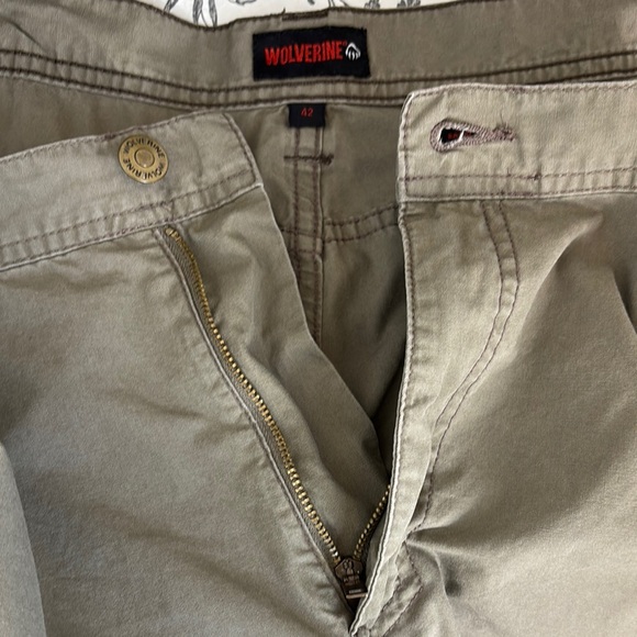 Wolverine Cargo Shorts for Men - Picture 7 of 7